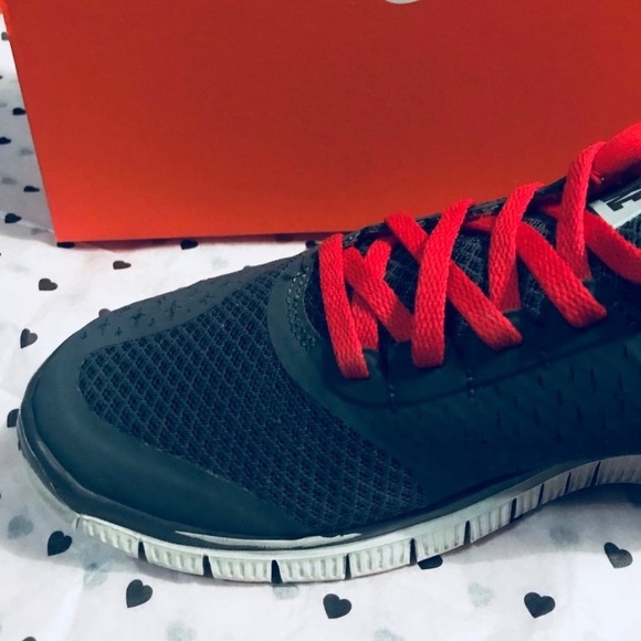 Nike Free 4.0 V2 Women’s Sz 5.5 - Picture 5 of 7